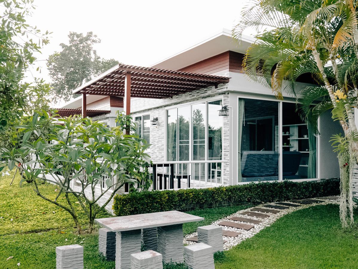 Rai Fahpratan Home And Garden Ban Pak Ngam  Exterior photo