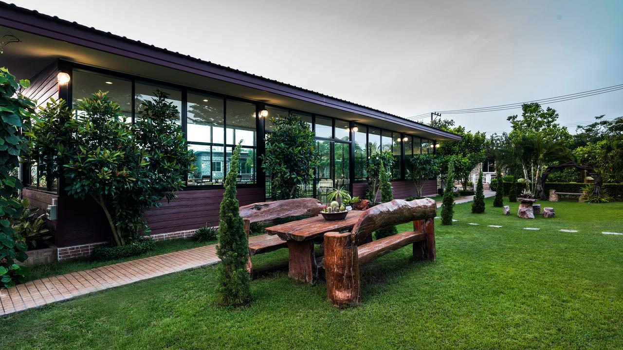 Rai Fahpratan Home And Garden Ban Pak Ngam  Exterior photo
